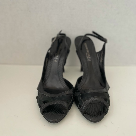 Kenneth Cole New York Black High Heels, Open Toe, Leather, Spain, Size 7.5. - Picture 2 of 7